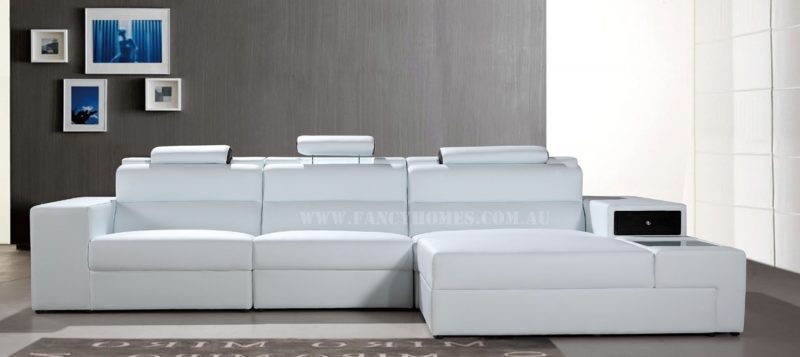 Fancy Homes Jolanda chaise leather sofa in white and black leather