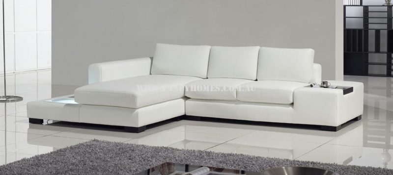 Fancy Homes Sonia-B chaise leather sofa in white leather